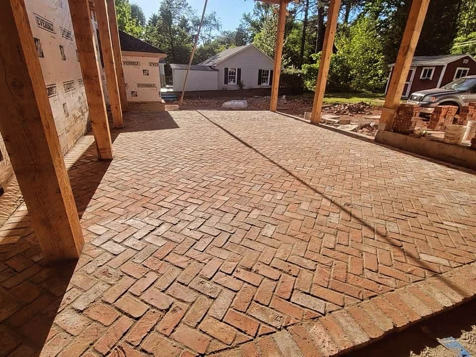 Brick paver patio and outdoor hardscape construction by Escobar Masonry & Hardscapes